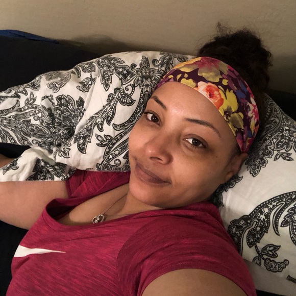 Meet your Posher, Lizz - Picture 5 of 6